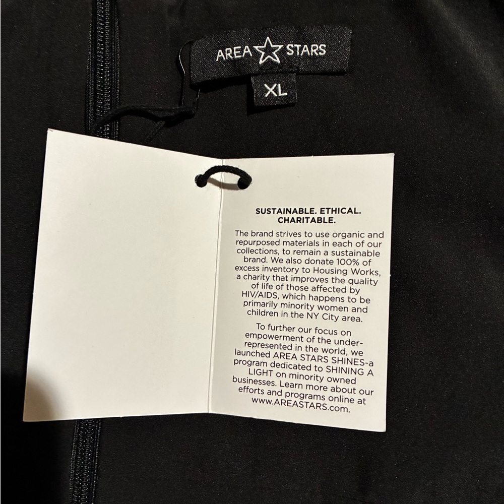 ✨NWT Chic Black Sleeveless Drop Waist Midi Dress - Picture 2 of 7